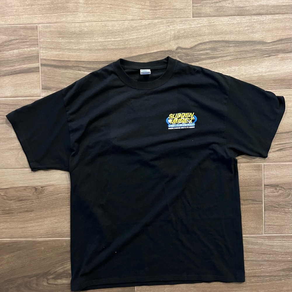 black tee